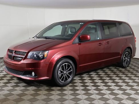 Used 2019 Dodge Grand Caravan GT FWD image 7