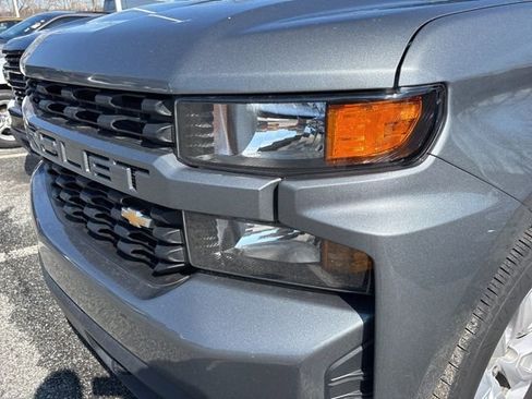 Used 2020 Chevrolet Silverado 1500 Custom w/ Custom Value Package image 14