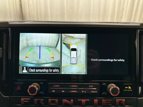 Certified 2025 Nissan Frontier PRO-4X w/ Pro Convenience Package AWD/4WD image 16