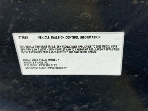 Used 2023 Tesla Model Y Long Range image 9
