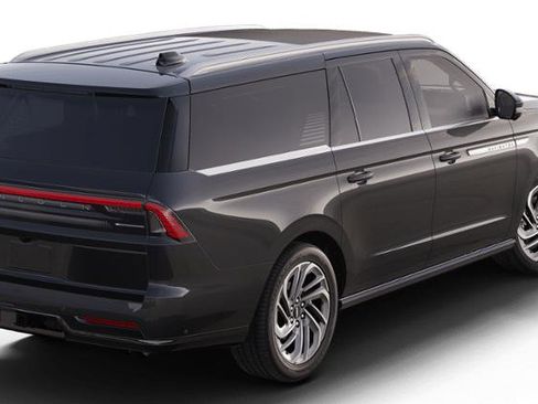 New 2025 Lincoln Navigator L Reserve image 26