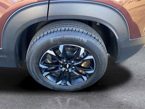 Used 2023 Chevrolet TrailBlazer LT w/ Convenience Package image 19
