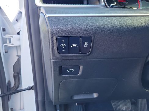 Used 2023 Kia K5 GT-Line w/ GT-Line Premium Package image 15