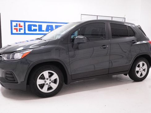 Used 2020 Chevrolet Trax LS w/ Tint and Cruise Package image 9