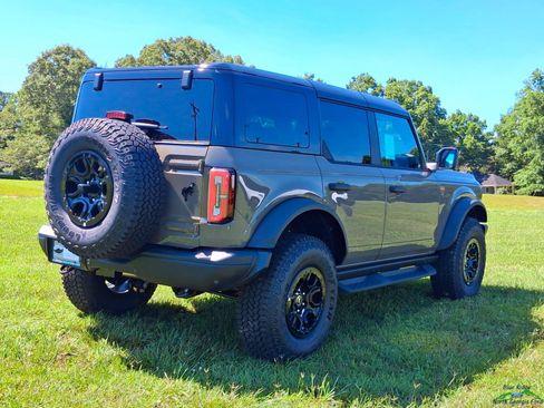 New 2026 Ford Bronco Badlands w/ Sasquatch Package AWD/4WD image 5