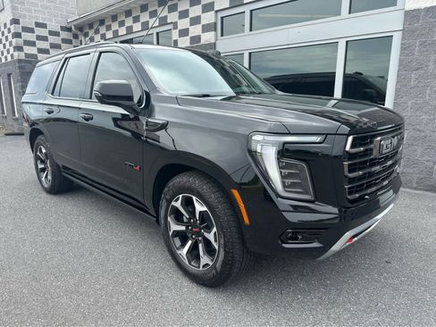 Used 2026 GMC Yukon AT4 Ultimate AWD/4WD image 1