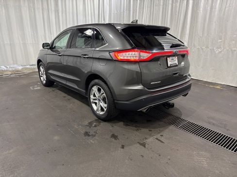 Used 2017 Ford Edge Titanium image 5