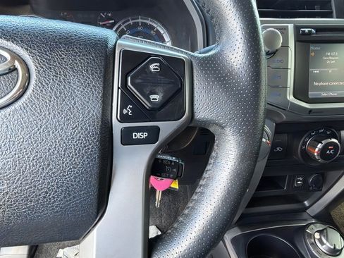 Used 2015 Toyota 4Runner SR5 Premium AWD/4WD image 22