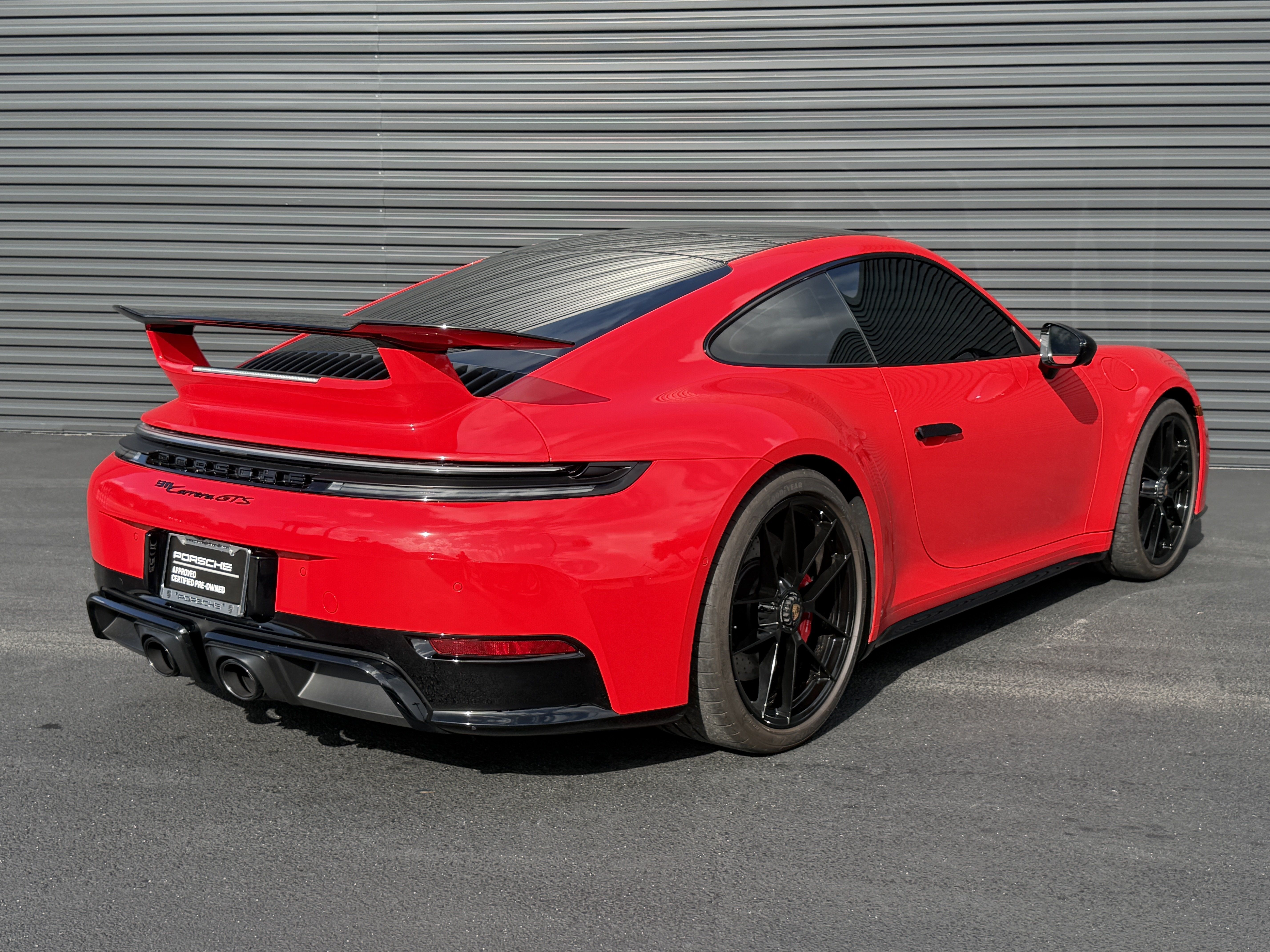 Certified 2025 Porsche 911 Carrera GTS RWD image 9