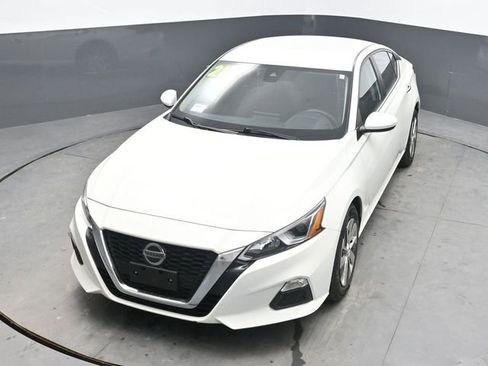 Used 2021 Nissan Altima 2.5 S FWD image 17