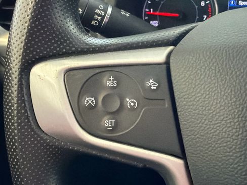 Used 2022 GMC Acadia SLE FWD image 39