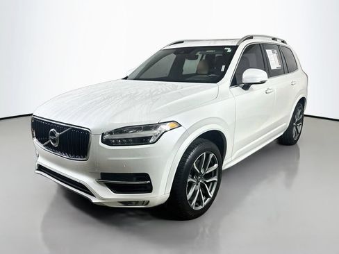 Used 2019 Volvo XC90 T6 Momentum w/ Protection Package Premier AWD/4WD image 3
