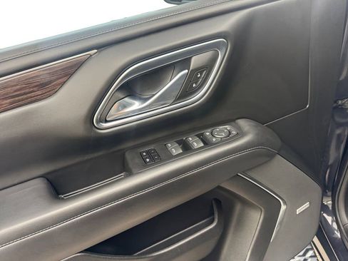 Used 2023 Chevrolet Tahoe Z71 w/ Luxury Package image 21