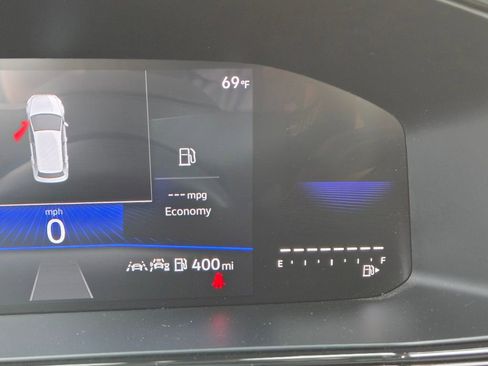 Used 2025 Volkswagen Taos S image 12