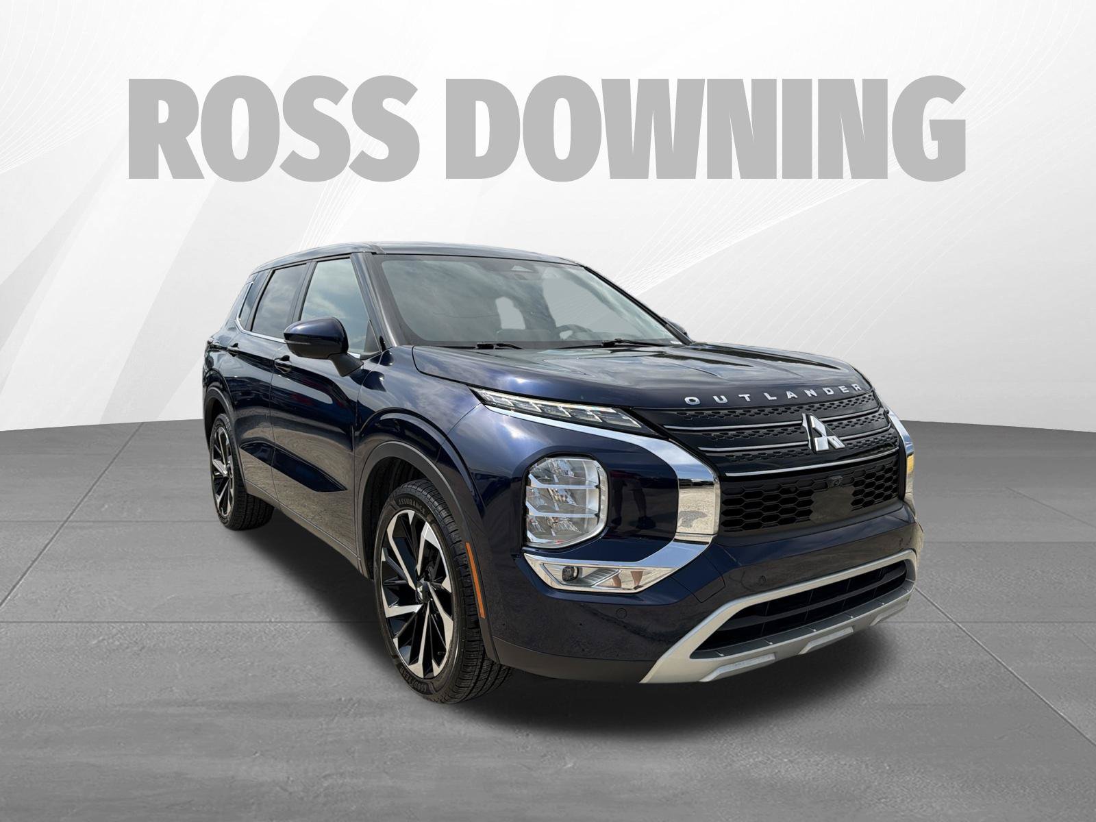 Used 2024 Mitsubishi Outlander SE FWD image 3