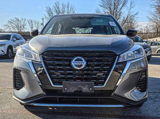 Used 2021 Nissan Kicks S video 2