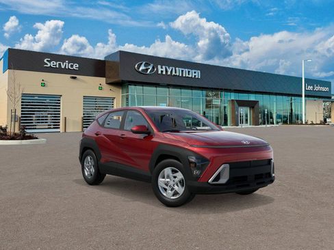 New 2026 Hyundai Kona SE AWD/4WD image 2