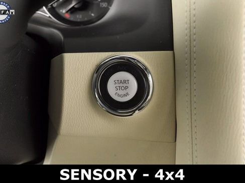 Used 2024 INFINITI QX80 Sensory image 34