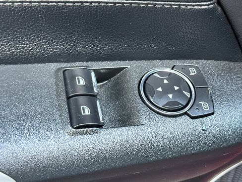 Used 2017 Ford Mustang GT Premium w/ GT Performance Package RWD image 12