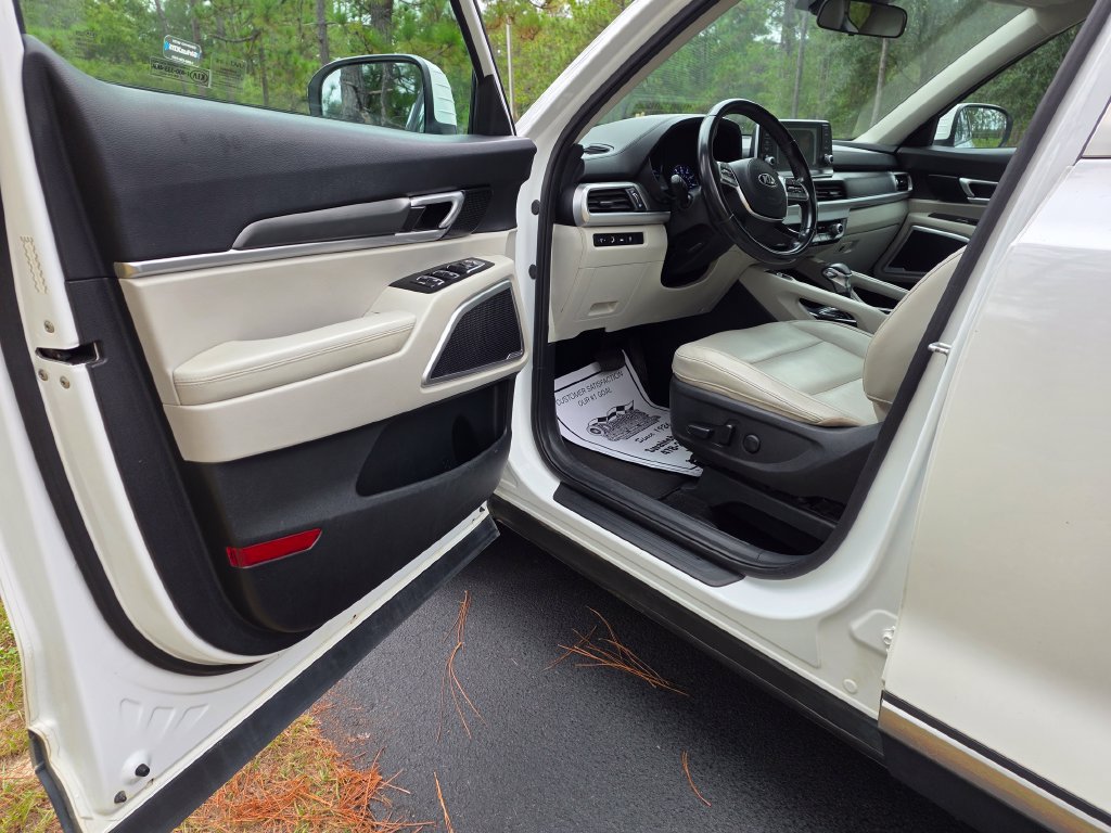 Used 2020 Kia Telluride S FWD image 10