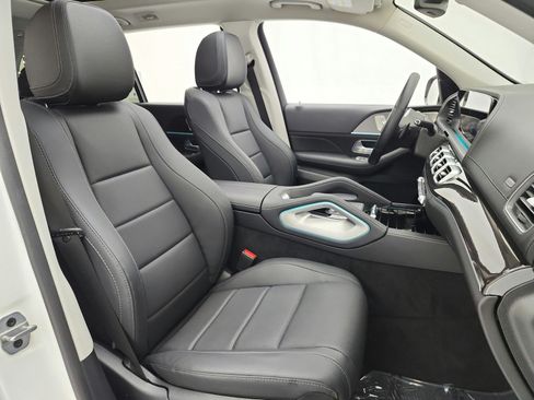 Used 2023 Mercedes-Benz GLS 450 4MATIC image 20