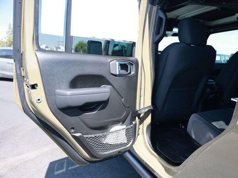 New 2026 Jeep Gladiator Willys image 32