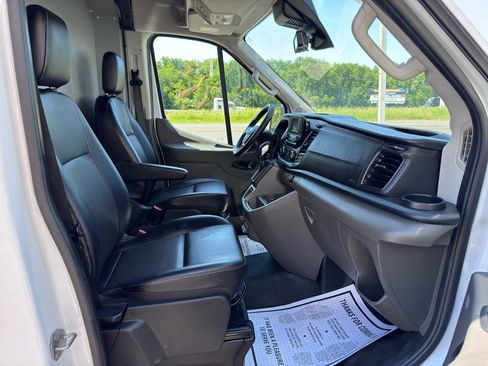 Used 2023 Ford Transit 250 Medium Roof w/ Upfitter Package RWD image 31