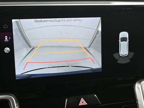 Certified 2022 Kia Sorento EX w/ Panoramic Sunroof Package image 20