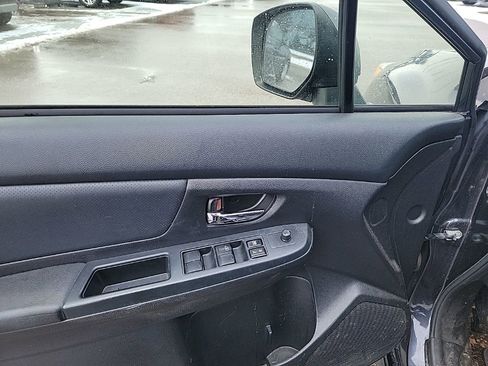 Used 2014 Subaru Crosstrek 2.0i Limited w/ Popular Package #2 image 31