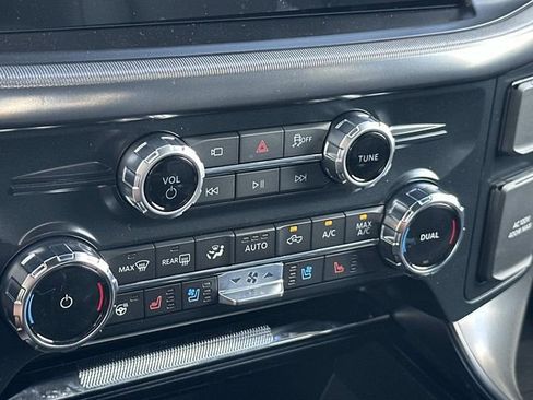 New 2025 Ford F150 Lariat w/ Equipment Group 501A Mid image 32