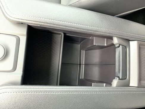 Used 2026 Toyota Grand Highlander XLE image 26