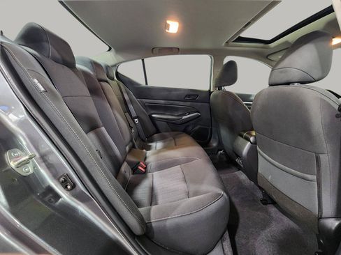 Used 2023 Nissan Altima 2.5 SV w/ SV Premium Package AWD/4WD image 22