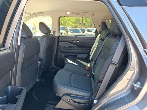 Used 2024 Nissan Pathfinder SL w/ Cargo Package AWD/4WD image 20