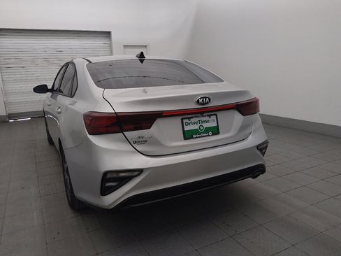 Used 2019 Kia Forte LXS FWD image 5