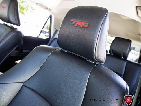 Used 2022 Toyota 4Runner TRD Off-Road Premium w/ Moonroof Package AWD/4WD image 24
