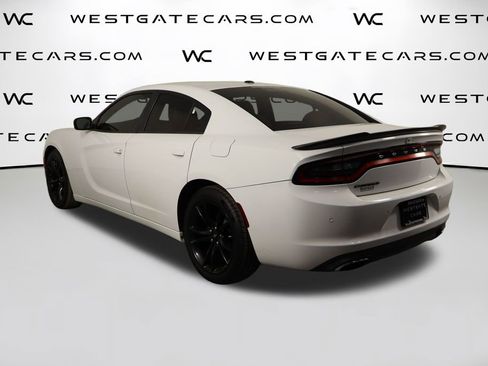 Used 2018 Dodge Charger SXT w/ Blacktop Package image 47