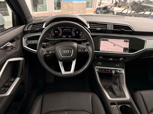 Used 2023 Audi Q3 2.0T Premium Plus image 28