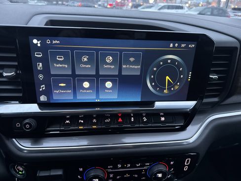 Used 2023 Chevrolet Silverado 1500 High Country w/ Z71 Off-Road Package image 23