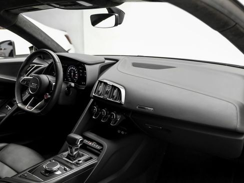 Used 2021 Audi R8 V10 RWD image 19