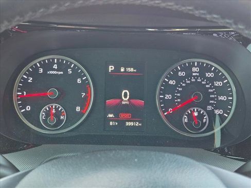 Used 2022 Kia K5 GT-Line AWD/4WD image 10