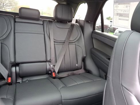 New 2025 Land Rover Range Rover Sport Dynamic SE image 14