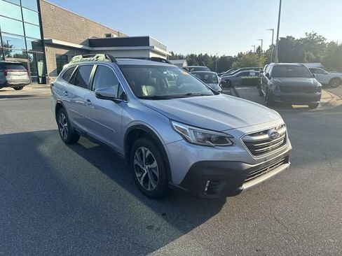 Used 2021 Subaru Outback Limited w/ Popular Package #2 AWD/4WD image 3