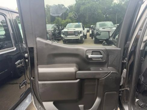 Used 2024 GMC Sierra 1500 Pro w/ Graphite Edition AWD/4WD image 8