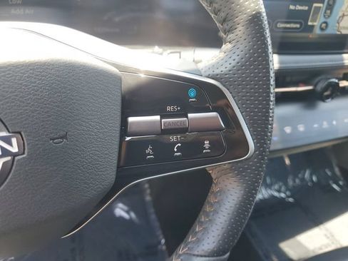 Certified 2023 Nissan Ariya FWD image 20