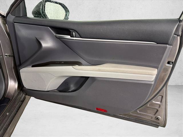Used 2024 Toyota Camry LE FWD image 14