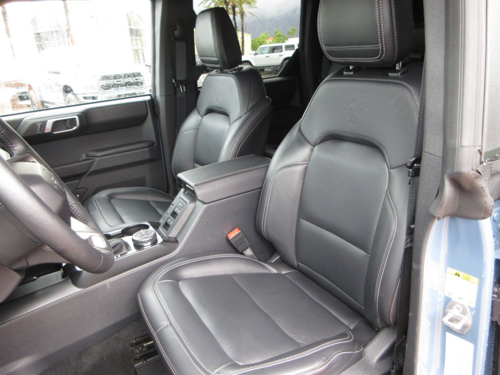 Certified 2025 Ford Bronco Outer Banks AWD/4WD image 11