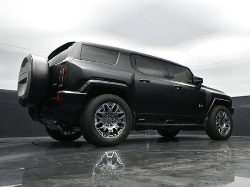 Used 2024 GMC Hummer EV 3X AWD/4WD image 40