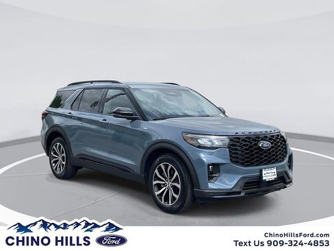 New 2026 Ford Explorer ST-Line w/ Premium Package RWD image 1