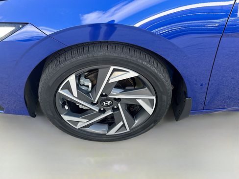 Used 2024 Hyundai Elantra Limited FWD image 33