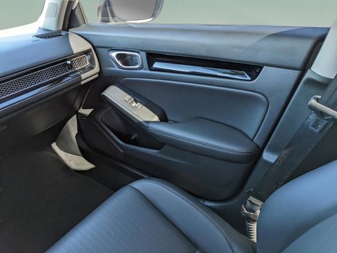 Used 2023 Honda Civic EX-L image 14